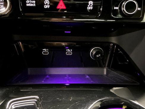 Used 2025 Audi Q5 Premium Plus w/ Premium Plus image 36