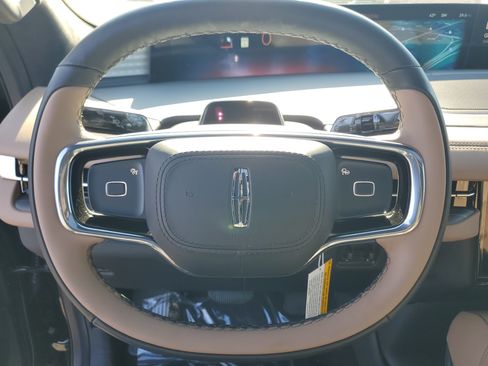 New 2026 Lincoln Navigator Black Label AWD/4WD image 16