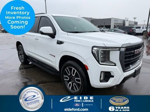 Used 2022 GMC Yukon AT4 w/ Technology Package AWD/4WD image 1