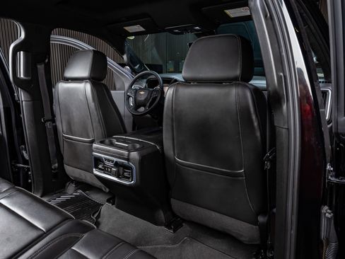 Used 2020 Chevrolet Silverado 3500 High Country w/ Z71 Off-Road Package image 28