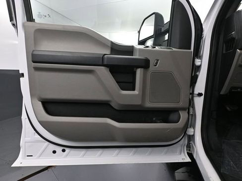 Used 2021 Ford F250 XL w/ Power Equipment Group image 18