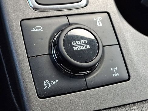 Used 2025 Ford Bronco Sport Badlands image 24