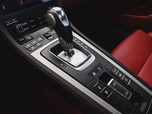 Used 2025 Porsche 718 Boxster GTS image 30