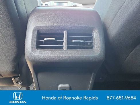 Used 2022 Chevrolet Equinox LS AWD/4WD image 30