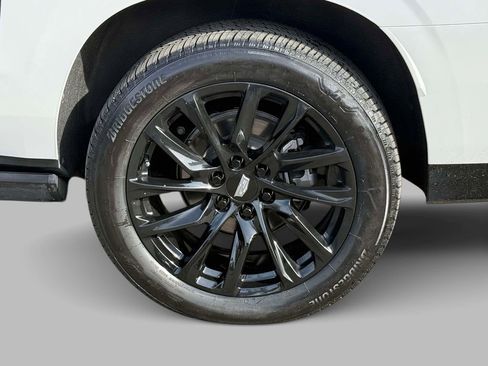 Used 2024 Cadillac Escalade ESV Sport w/ LPO, ONYX Package image 13