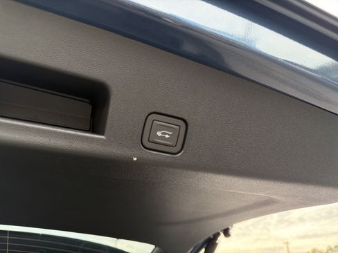 New 2026 Chevrolet Traverse High Country image 20