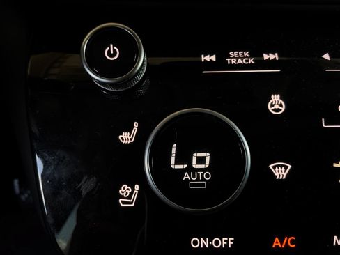 Used 2026 INFINITI QX60 Luxe FWD image 36