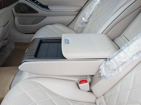 New 2026 Mercedes-Benz S 580 4MATIC Sedan image 22