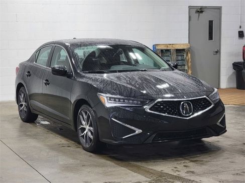 Used 2020 Acura ILX w/ Premium Package image 4