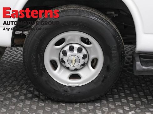 Used 2023 Chevrolet Express 3500 LS RWD image 28