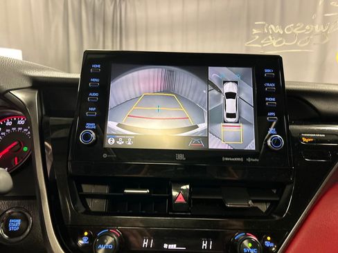 Used 2022 Toyota Camry XSE w/ Navigation Package image 16