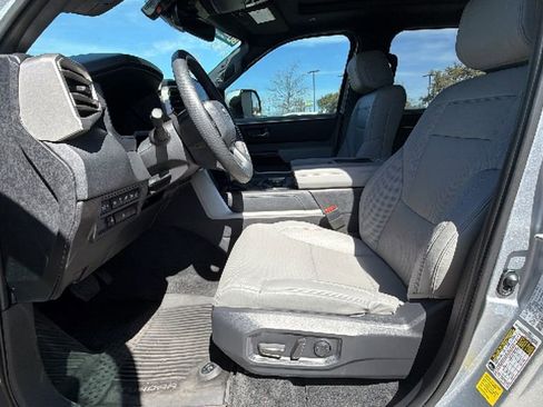 Used 2025 Toyota Tundra Limited w/ Power Package image 12