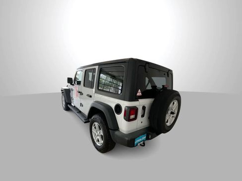 Used 2019 Jeep Wrangler Unlimited Sport S AWD/4WD image 6