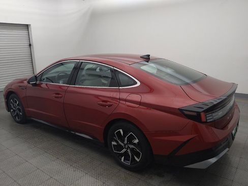 Used 2025 Hyundai Sonata SEL FWD image 3