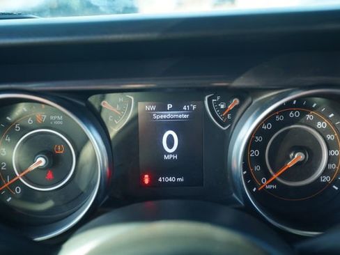 Used 2022 Jeep Wrangler Unlimited Sport image 30