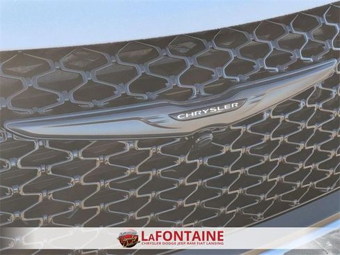 New 2026 Chrysler Pacifica Select w/ S Appearance Package image 9