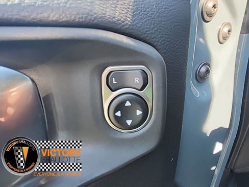 Used 2025 Jeep Wrangler Sahara 4xe image 21