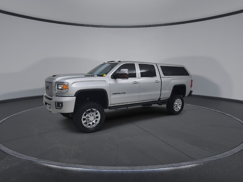 Used 2017 GMC Sierra 2500 Denali w/ Duramax Plus Package AWD/4WD image 8