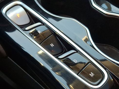 Certified 2021 Buick Envision Essence w/ Technology Package I image 13