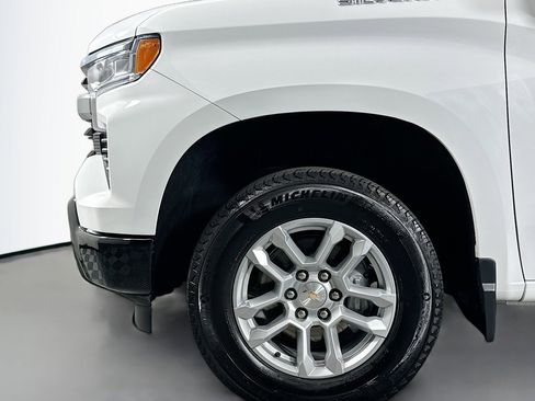 Used 2026 Chevrolet Silverado 1500 LT AWD/4WD image 12