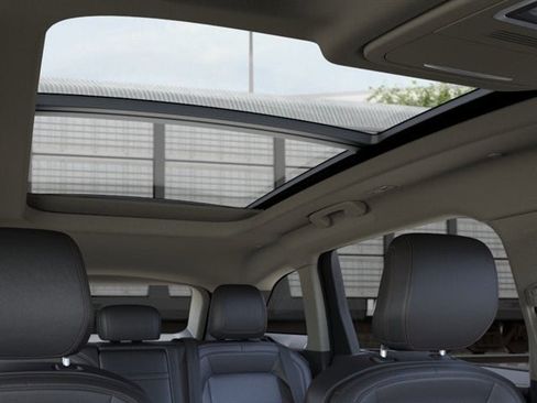 New 2026 Lincoln Nautilus Premier AWD/4WD image 66