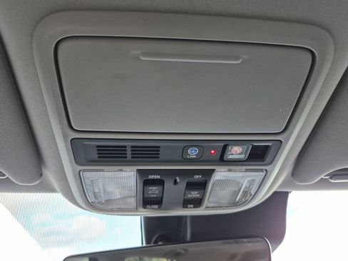 Used 2022 Honda Pilot Touring image 39