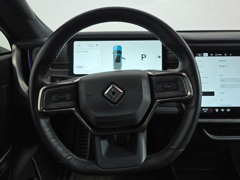 Used 2022 Rivian R1T Adventure AWD/4WD image 26