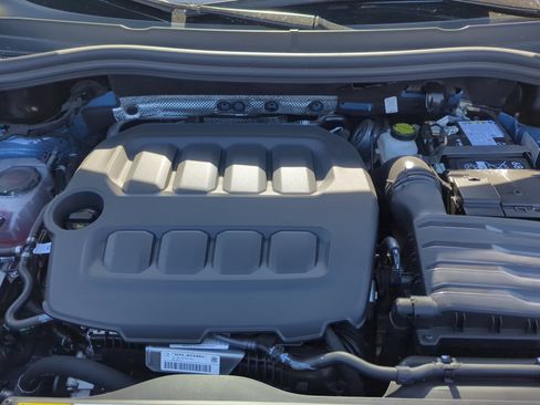 New 2026 Volkswagen Tiguan SE R-Line FWD image 20