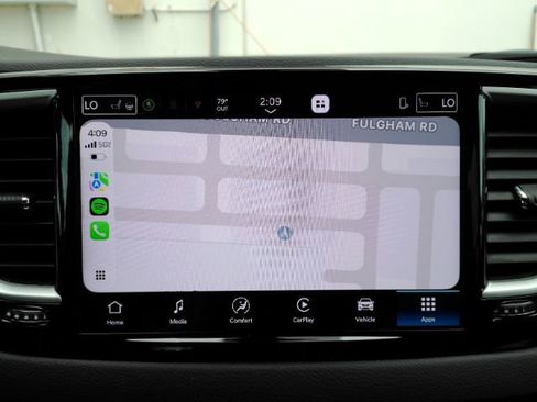 Used 2026 Chrysler Pacifica Select FWD image 10