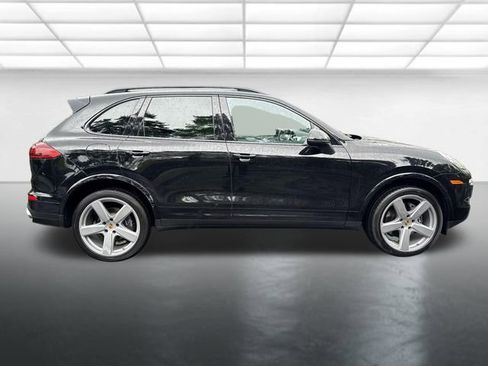 Used 2017 Porsche Cayenne Platinum Edition AWD/4WD image 5