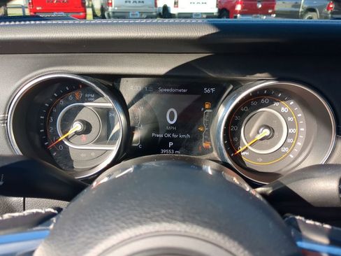 Used 2022 Jeep Gladiator Overland w/ Popular Equipment Package image 24