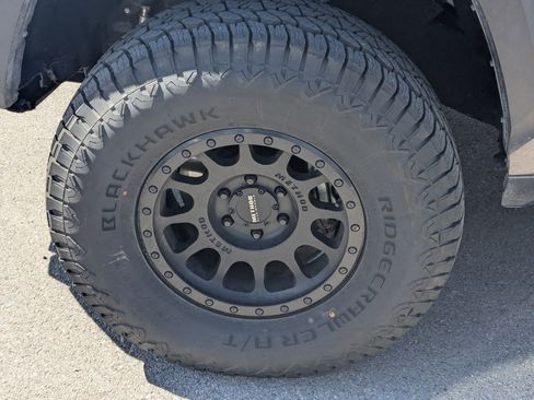 Used 2023 Toyota Tundra Limited w/ Power Package image 14