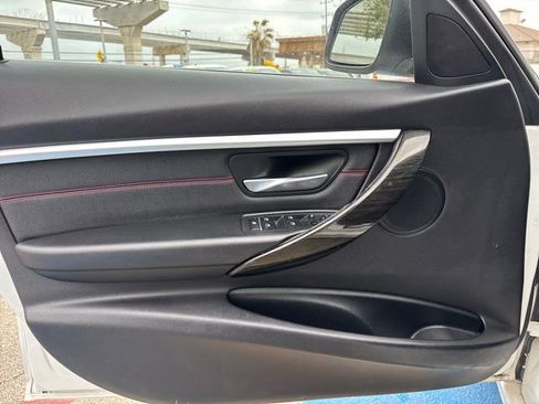 Used 2018 BMW 330i xDrive Sedan w/ Convenience Package image 14