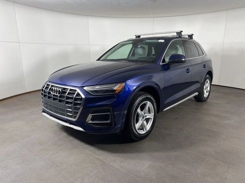 Certified 2023 Audi Q5 2.0T Premium w/ Convenience Package image 3