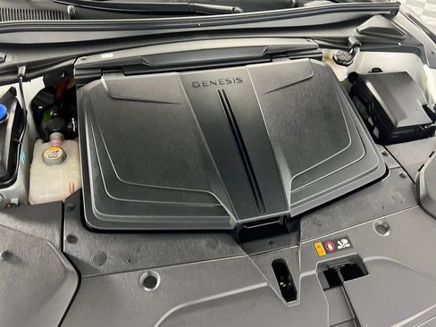 Used 2023 Genesis GV60 Performance image 36