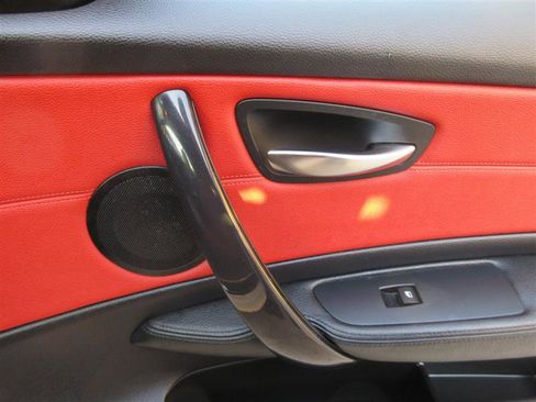 Used 2013 BMW 128i Convertible image 25