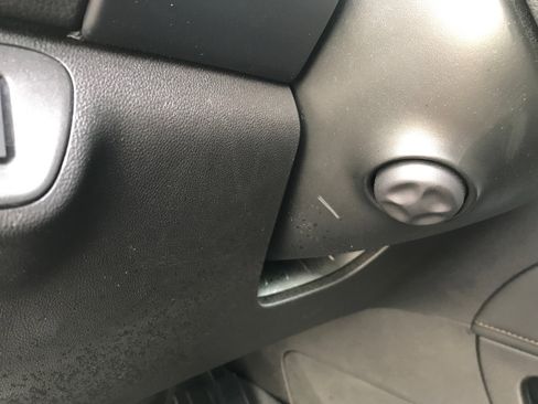 Certified 2023 GMC Acadia AT4 w/ Preferred Package image 33