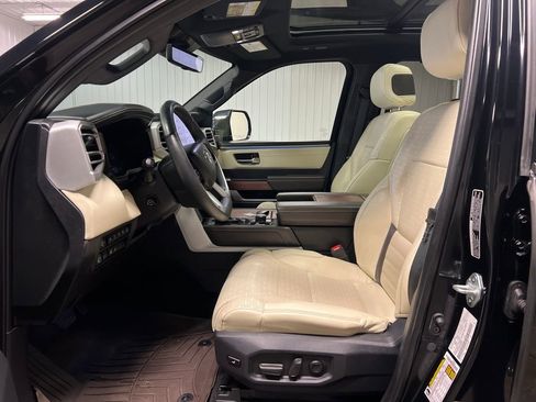 Used 2022 Toyota Tundra 1794 Edition image 8