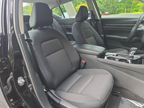 Used 2024 Nissan Altima 2.5 SV w/ SV Premium Package image 25