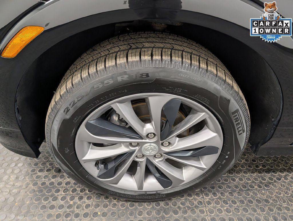 Used 2023 Buick Encore GX Select w/ Sport Touring Package AWD/4WD image 8