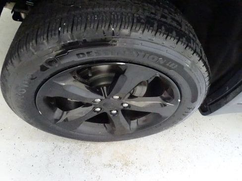 Used 2023 Jeep Grand Cherokee Altitude AWD/4WD image 28