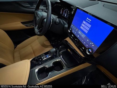 Used 2025 Lexus NX 350h AWD w/ Accessory Package (2T) image 32
