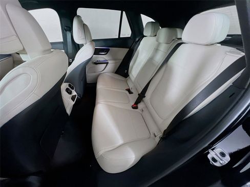 New 2026 Mercedes-Benz GLC 300 4MATIC image 24