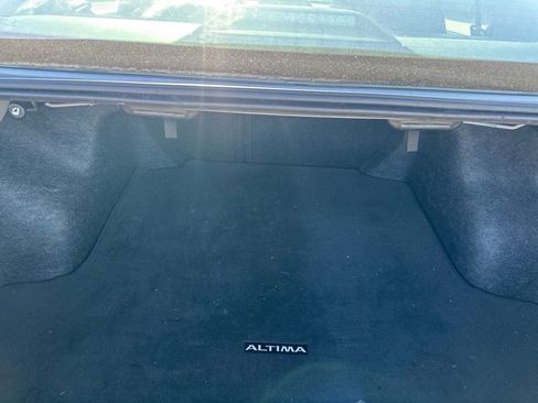 Certified 2025 Nissan Altima 2.5 SR FWD image 33