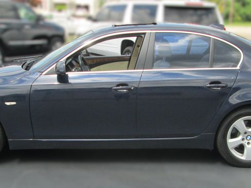 Used 2008 BMW 535xi Sedan w/ Premium Pkg AWD/4WD image 4