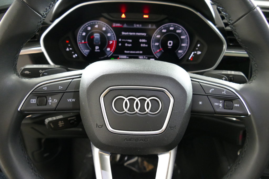 Used 2024 Audi Q3 2.0T Premium Plus AWD/4WD image 17
