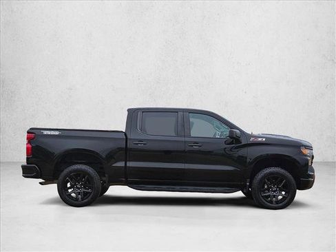 Used 2022 Chevrolet Silverado 1500 Custom Trail Boss AWD/4WD image 4