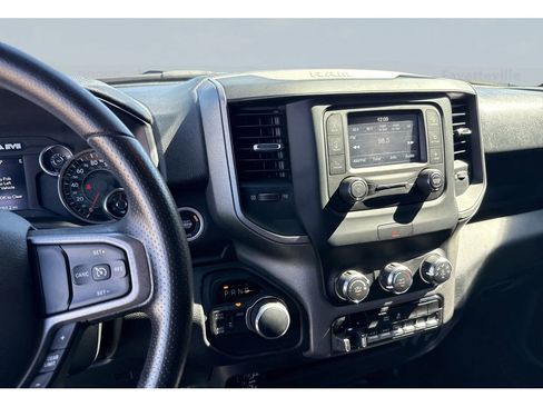 Used 2024 RAM 3500 Tradesman w/ Chrome Appearance Group image 23