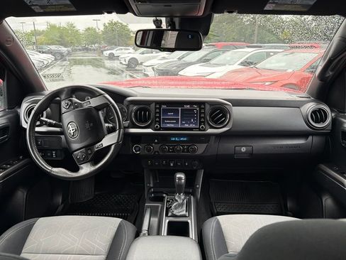 Certified 2021 Toyota Tacoma TRD Sport w/ Technology Package AWD/4WD image 16