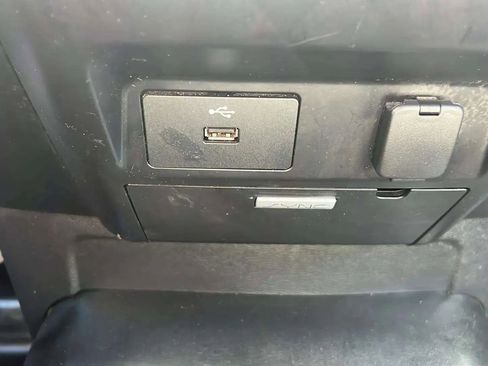 Used 2017 Ford F150 XL image 30